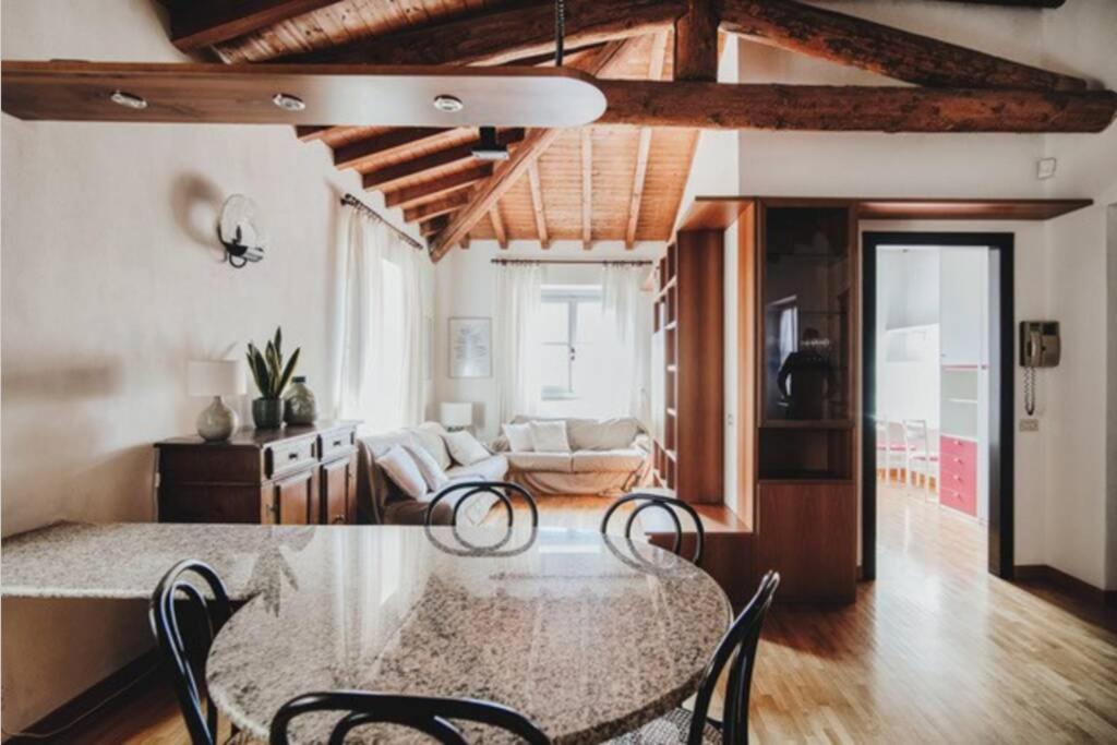 La Corte Di Costantino-Downtown Como Zewnętrze zdjęcie